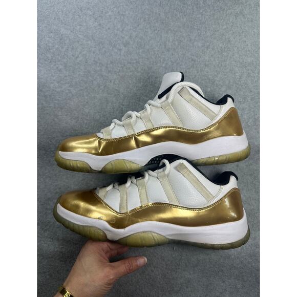 Jordan 11 Retro Low Closing Ceremony White Metallic Gold Coin 2016 Mens Size 11 main image 6